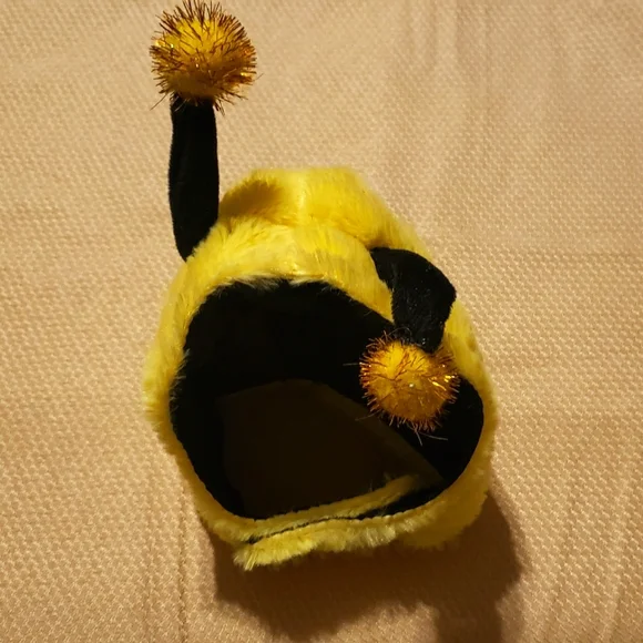 Dog/Pet Bumblebee/Bee Halloween Costume Size Medium - Picture 2 of 6